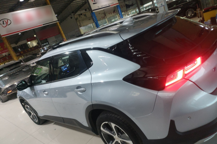 Chevrolet Charm 2022 car image #5