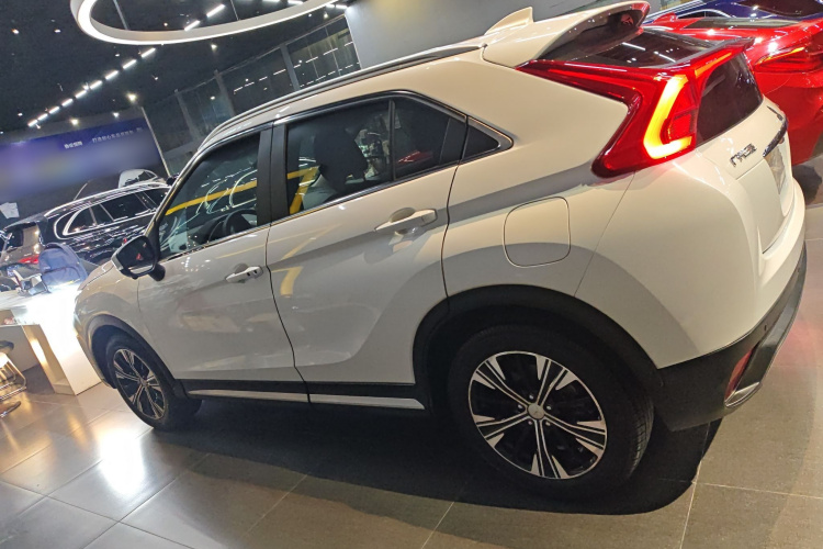 劳斯莱斯 奕歌 2019 #5 劳斯莱斯 奕歌 2019 汽车图片 #5