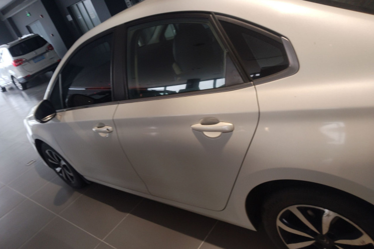 Citroen C4 C-Quatre 2018 car image #5