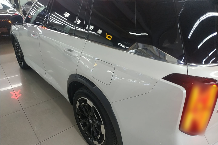 GAC Trumpchi ES9 2023 #5 GAC Trumpchi ES9 2023 car image #5