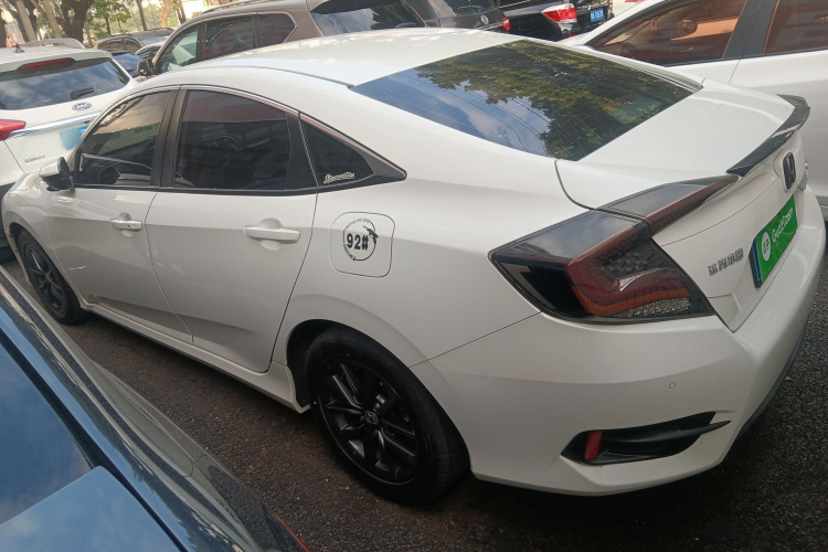 Honda Civic 2021 car image #5