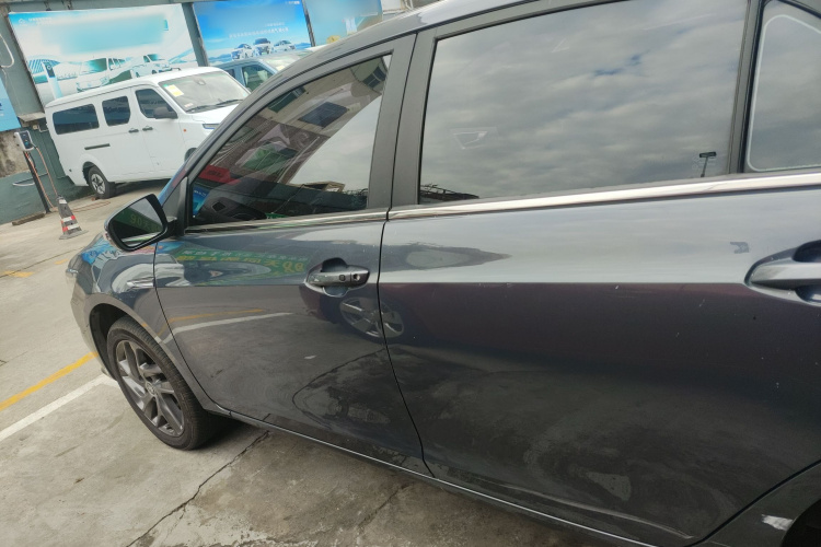 BYD Qin New Energy 2021 #5 BYD Qin New Energy 2021 car image #5