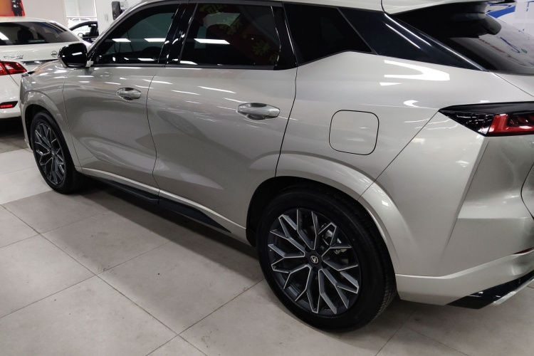 Changan UNI-Z PHEV 2025 #5 Changan UNI-Z PHEV 2025 immagine di auto #5