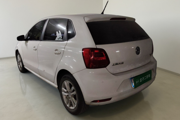 Polo 2016 car image #5