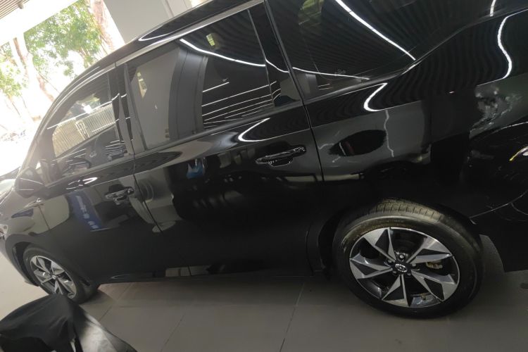 GAC Trumpchi M6 2022 صورة سيارة #5