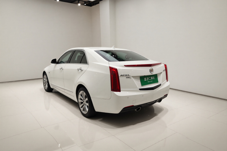 2015 car image #5