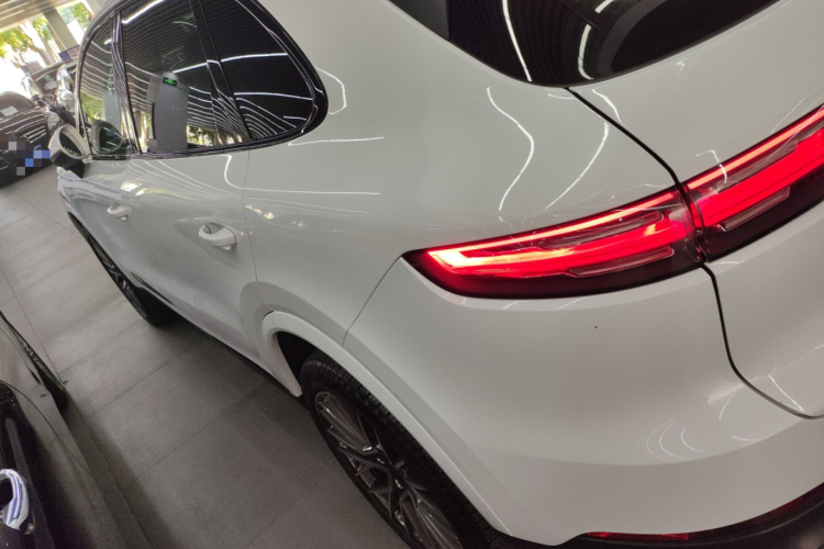 2021 car image #5