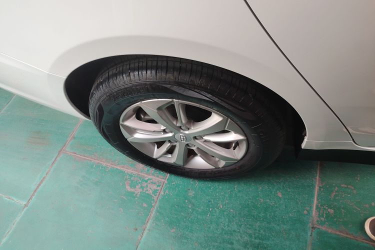 GEELY Emgrand New Energy 2024 car image #5