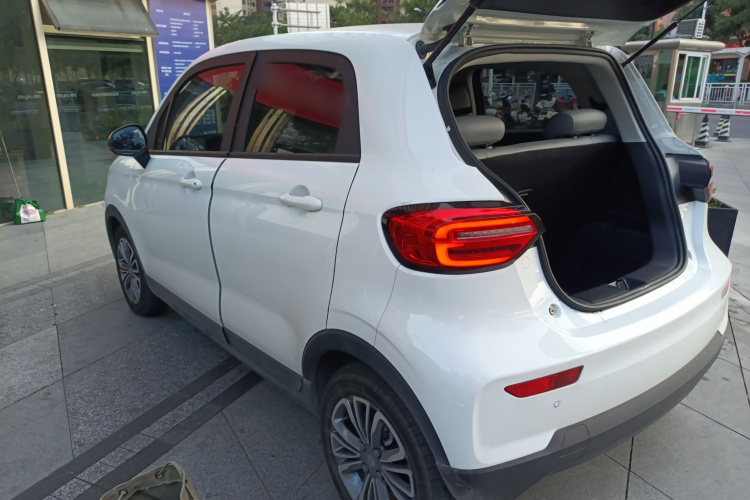 零跑汽车 零跑T03 2024 汽车图片 #5