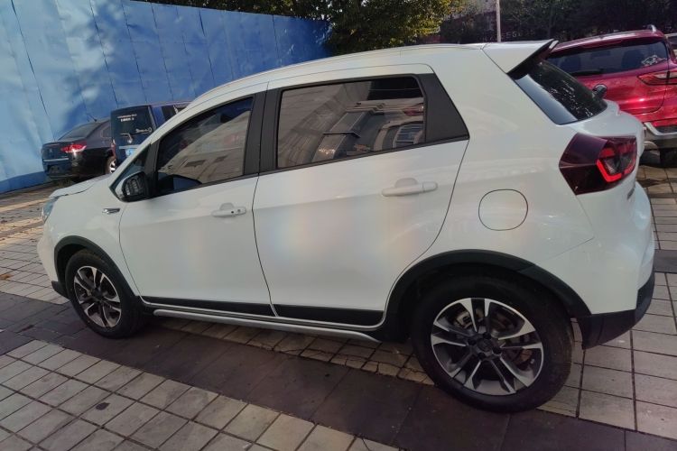 Vision X3 2019 car image #5