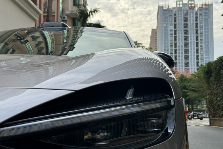 小米汽车 小米YU7 2025 #5 小米汽车 小米YU7 2025 汽车图片 #5