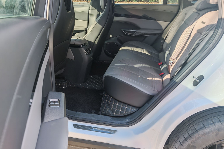 HongQi TianGong 08 2025 car image #5