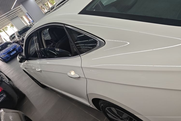 Volkswagen Passat New Energy 2020 #5 Volkswagen Passat New Energy 2020 car image #5