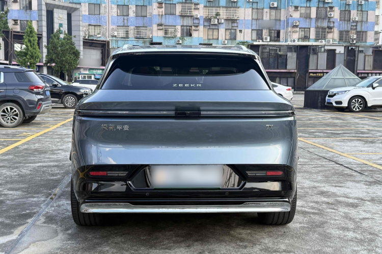 Zeekr 7X 2024 car image #5