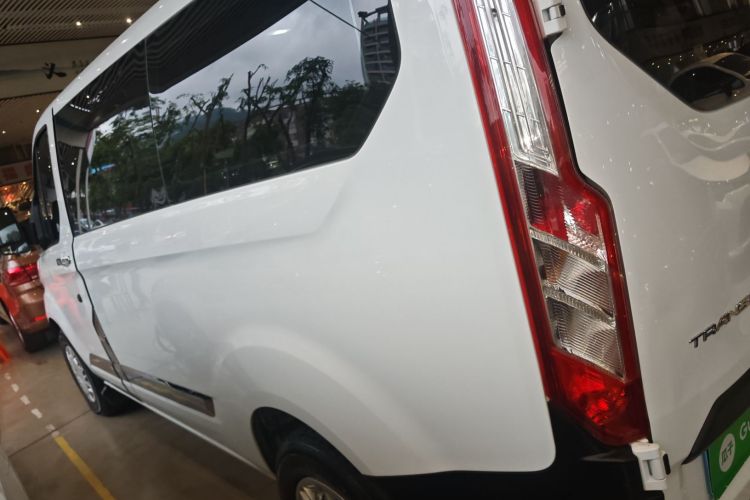 Ford Transit 2019 imagen de coche #5