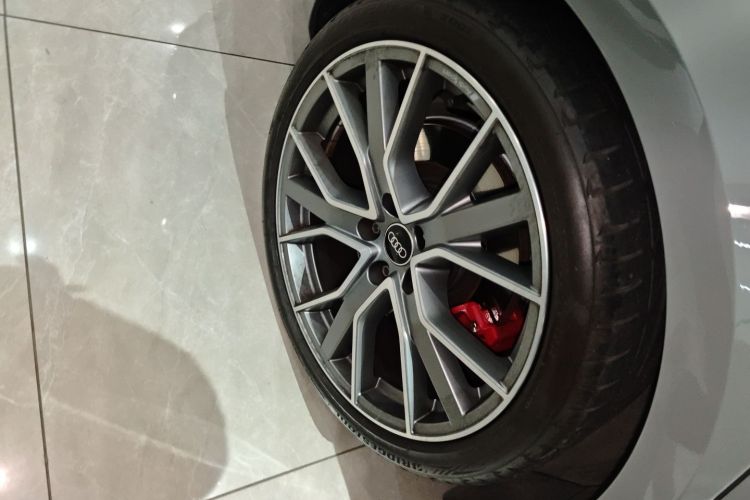 五菱汽车 奥迪S4 2023 汽车图片 #5