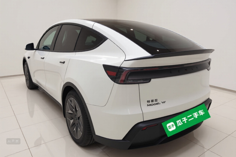 特斯拉 Model Y L 2025 汽车图片 #5