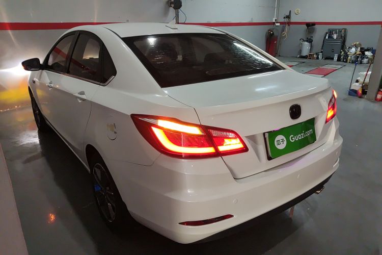 Changan Eado 2017 car image #5