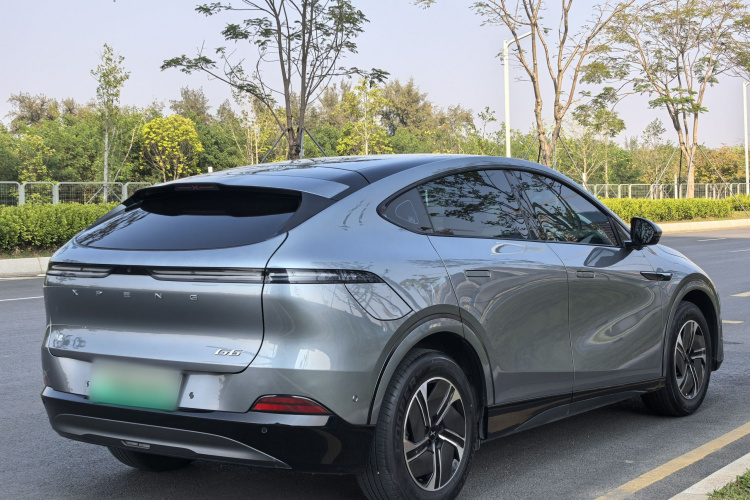 Xpeng G6 2023 صورة سيارة #5