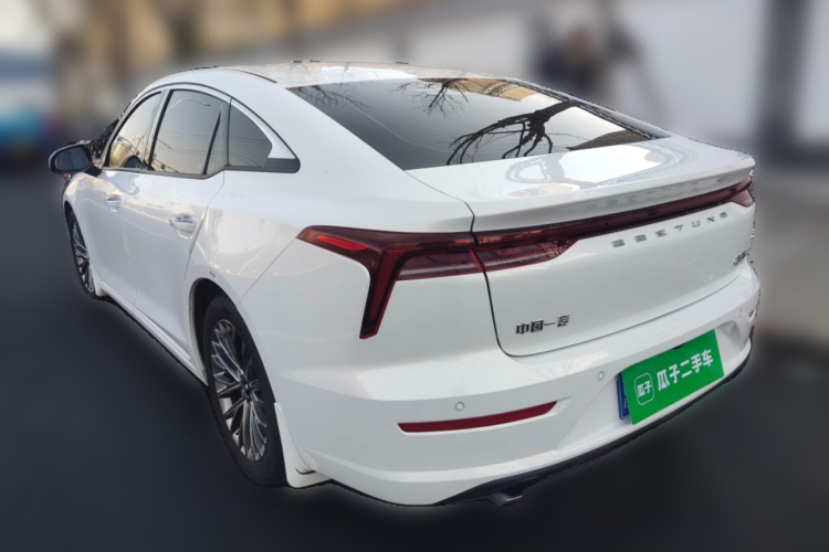 2022 car image #5
