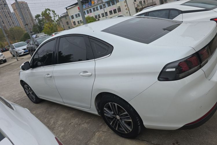Peugeot 308 2019 car image #5