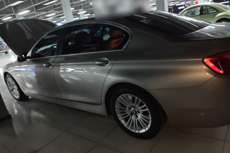BMW 5 Series 2016 #5 BMW 5 Series 2016 car image #5