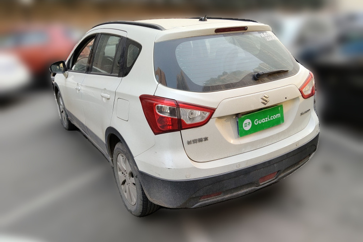 Suzuki S-Cross 2017 immagine di auto #5