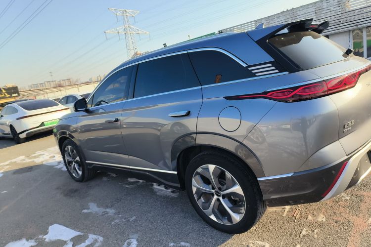 BYD Frigate 07 2023 #5 BYD Frigate 07 2023 car image #5