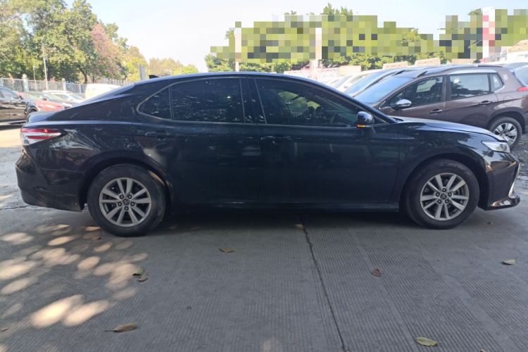 Toyota Camry 2021 car image #5