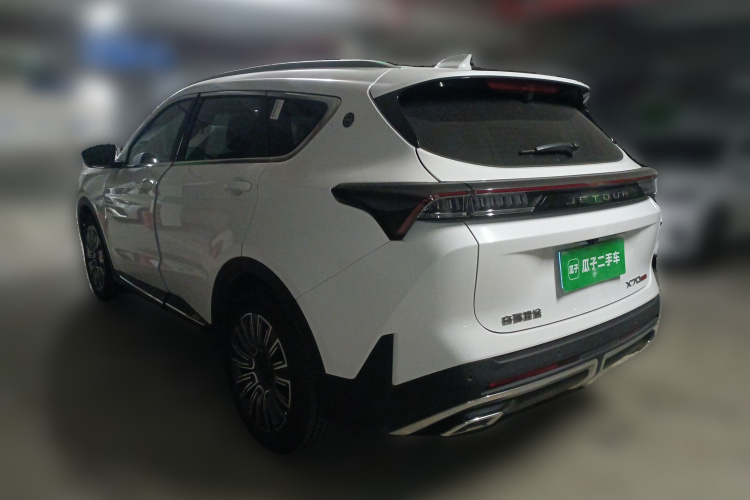 X70 PLUS 2024 car image #5