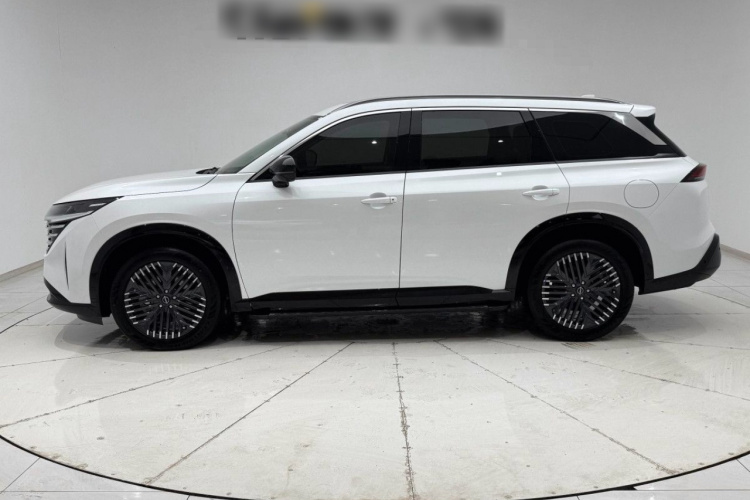 日产 探陆 2025 汽车图片 #5