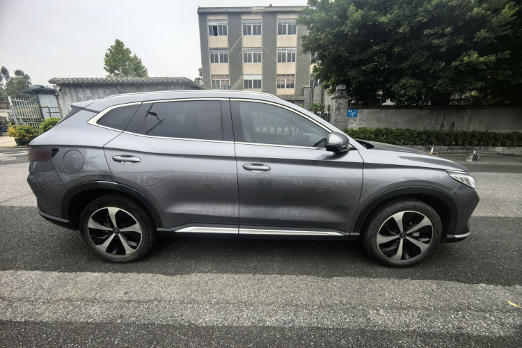 BYD Song Plus New Energy 2021 car image #5