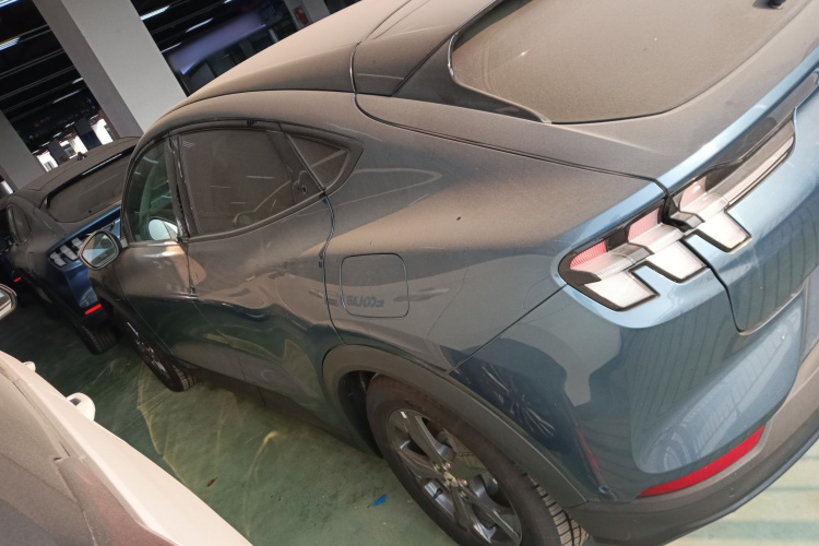 Ford Mustang Mach-E 2023 car image #5