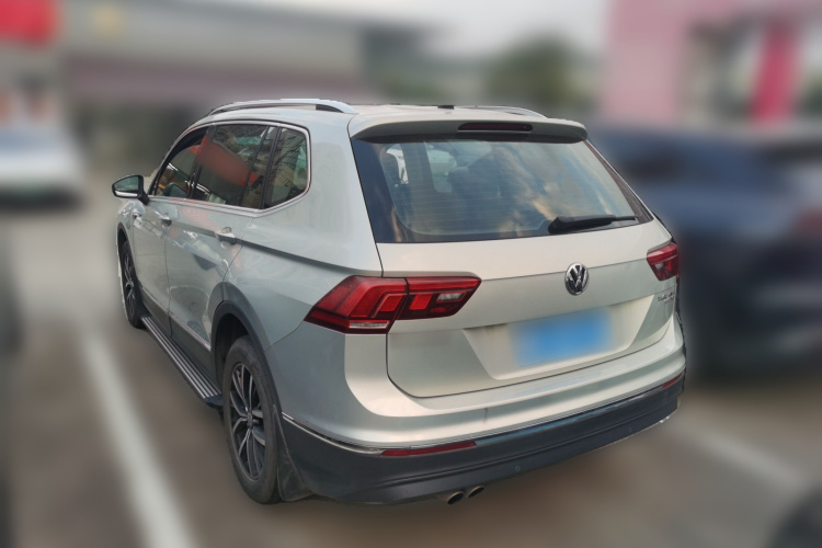 Volkswagen Tiguan L 2018 #5 Volkswagen Tiguan L 2018 car image #5