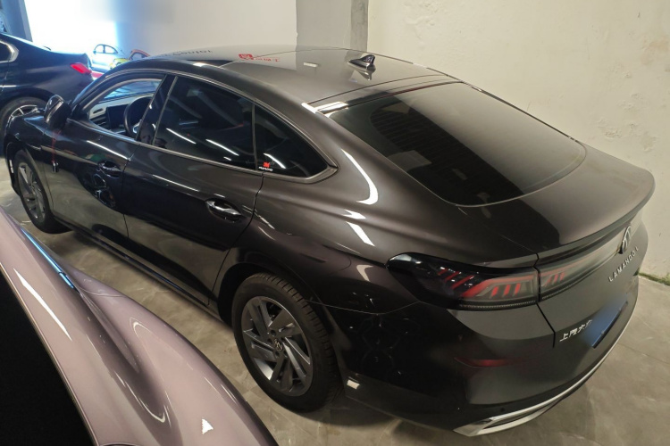 Volkswagen Lamando 2024 immagine di auto #5