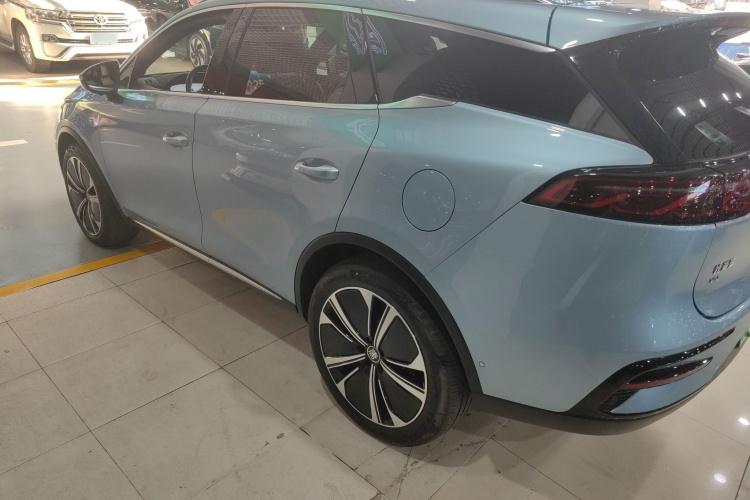 BYD Tang New Energy 2023 #5 BYD Tang New Energy 2023 car image #5