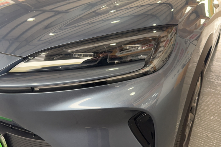 BYD Sea Lion 07 DM-i 2025 car image #5