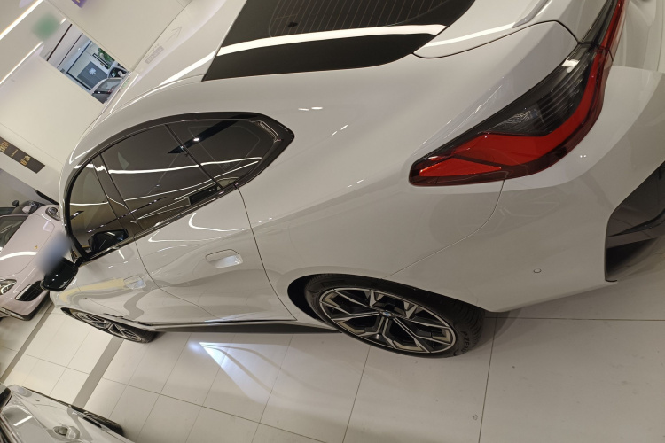 BMW 4 Series 2024 car image #5