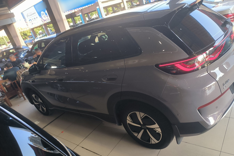 BYD Sea Lion 05 EV 2025 car image #5