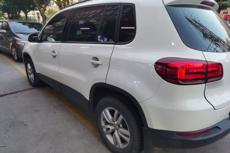 Volkswagen Tiguan 2015 #5 Volkswagen Tiguan 2015 car image #5