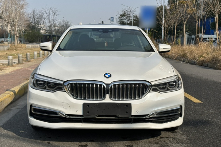 BMW 5 Series New Energy 2020 car image #5
