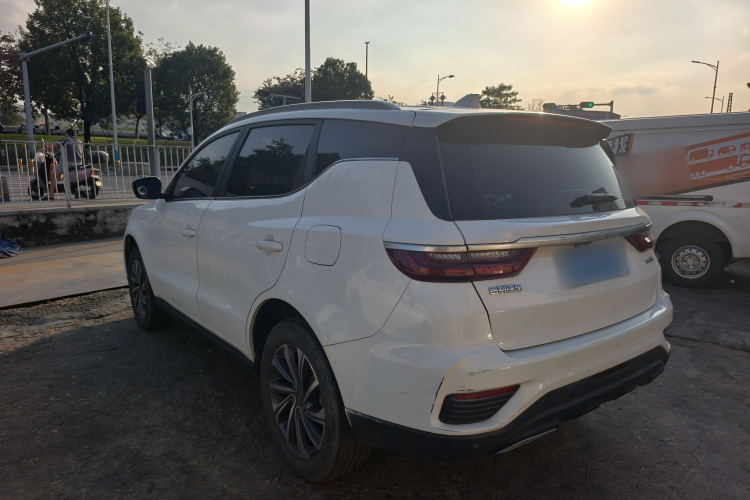 GEELY Vision X6 2019 car image #5