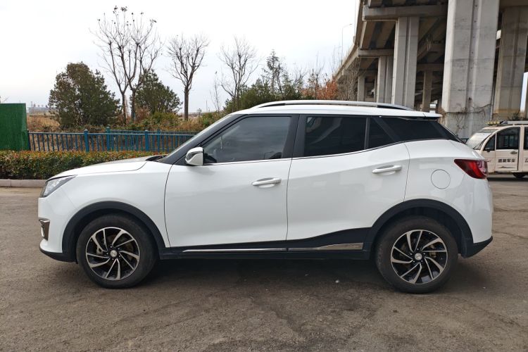 众泰 众泰T300 2019 汽车图片 #5