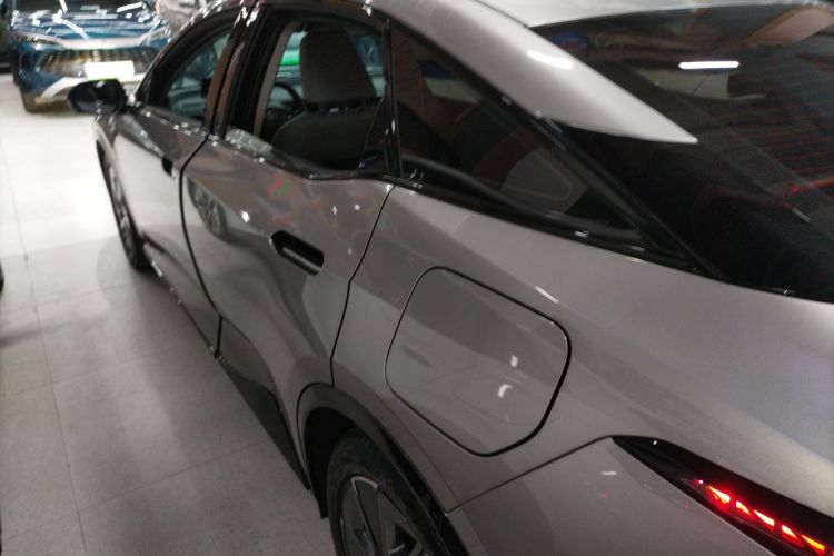 Toyota bZ3 2024 immagine di auto #5