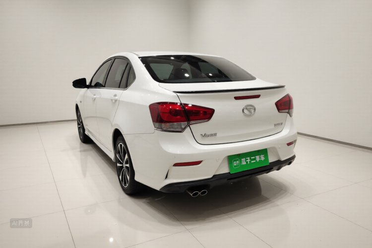 Soueast V5 Lingzhi 2017 car image #5