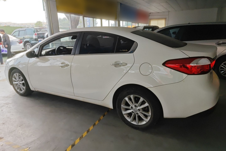 Kia K3 2017 #5 Kia K3 2017 car image #5