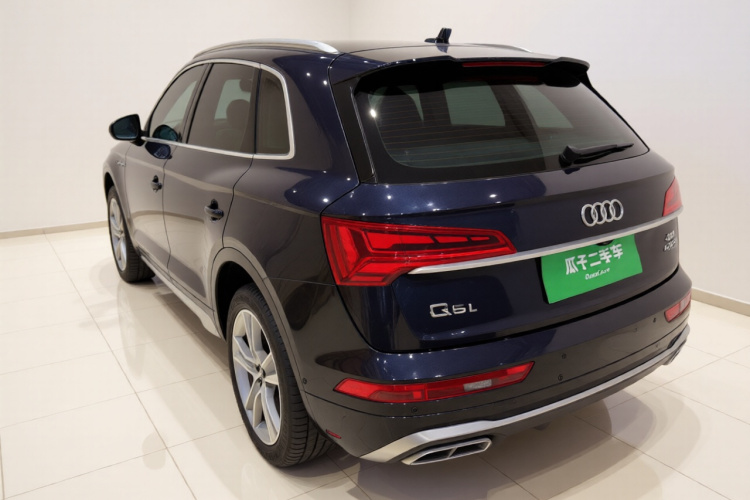 Audi Q5L 2021 car image #5