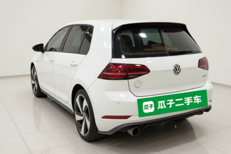 Volkswagen GolfGTI 2017 #5 Volkswagen GolfGTI 2017 car image #5