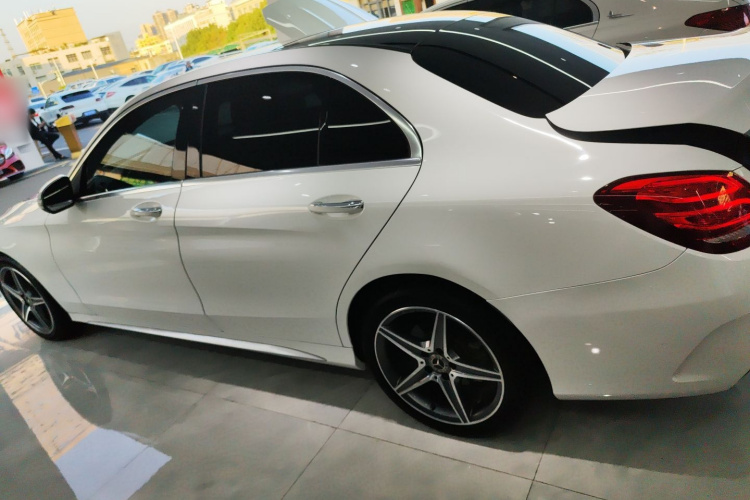 C Class 2018 #5 C Class 2018 car image #5