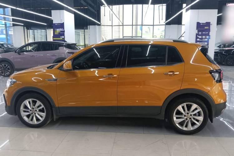 Volkswagen T-Cross 2019 car image #5